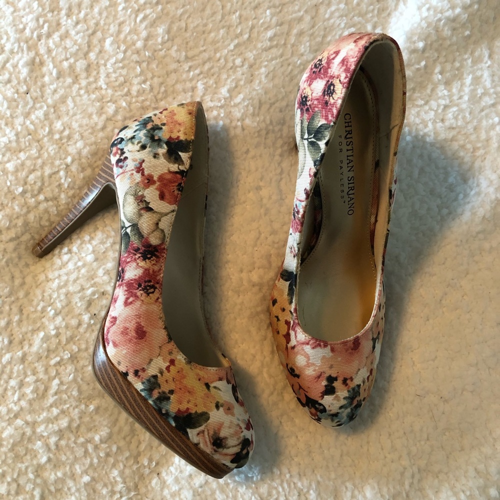 Size 6.5 Christian Siriano floral heels